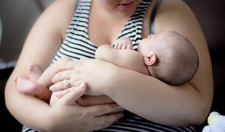 Госдума приняла закон о выдаче маткапитала после рождения первенца