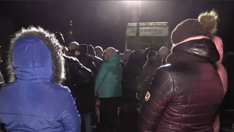 В Тернополе устроили молебен, чтобы отогнать эвакуированных из Китая украинцев