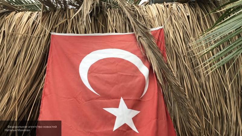 Глава Минобороны Турции заявил об отсутствии проблем с Москвой в Идлибе
