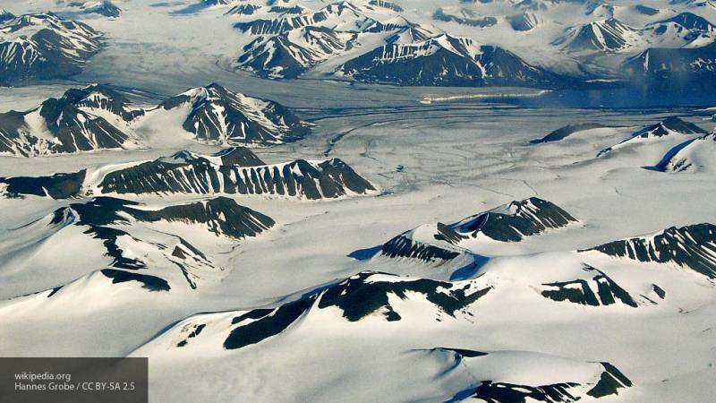 Двое туристов погибли на острове Западный Шпицберген при сходе лавины