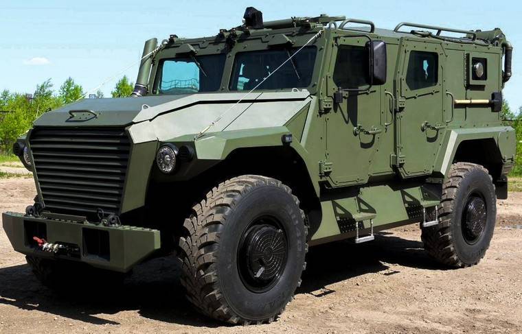 ВПК проверил испытаниями защиту новой бронемашины России «Атлет»