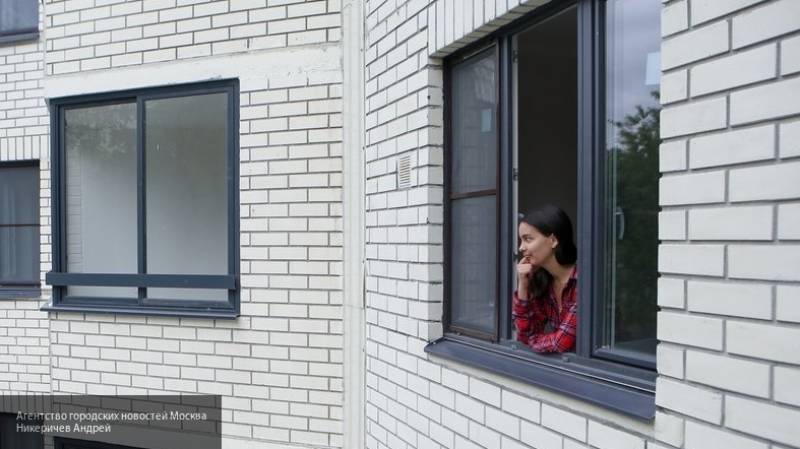 Опрос "Дом Mail.ru" показал, что 15% россиян до сих пор живут с родителями
