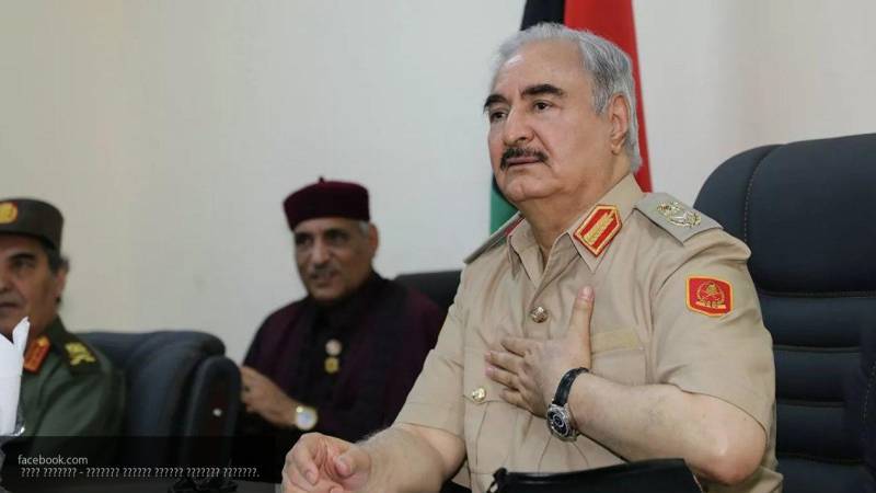 Хафтар: Турция и ПНС Ливии воспользовались перемирием для переброски в Триполи наемников