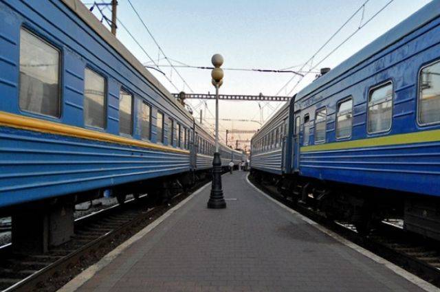 В поезде Киев-Москва обнаружили женщину с подозрением на коронавирус. Вагон отцепили в Брянске и направили на карантин