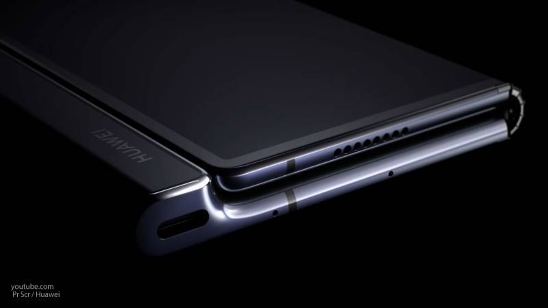 Компания Huawei представит новый смартфон с гибким экраном 24 февраля