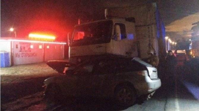 Два человека погибли в ночном ДТП под Петербургом