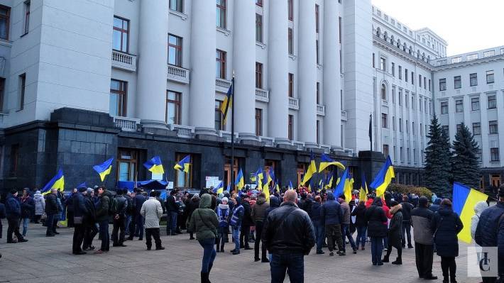Большинство украинцев считают, что страна развивается в неправильном направлении