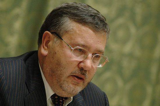 Суд в Москве приговорил бывшего министра обороны Украины к шести годам колонии