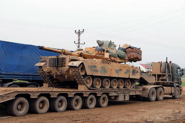 Россия заявила о массовой переброске турецкой военной техники в Идлиб