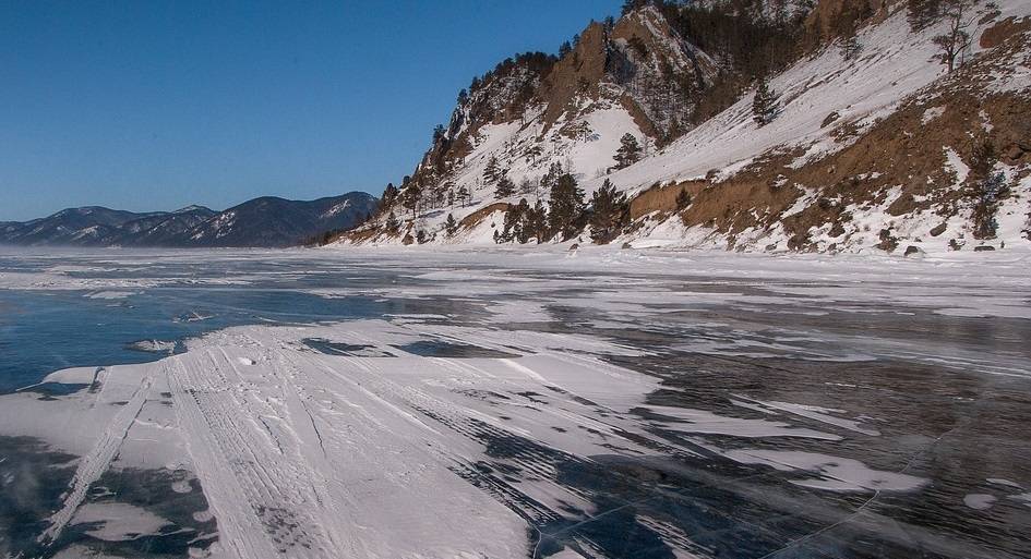 Ученые нашли во льдах России древнейших артефакт