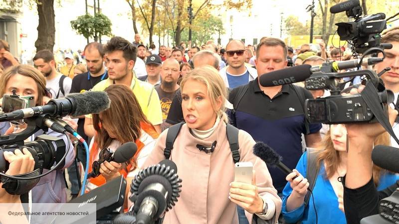 Серуканов: Навальный послал Соболь в Женеву, чтобы разрушить ее репутацию