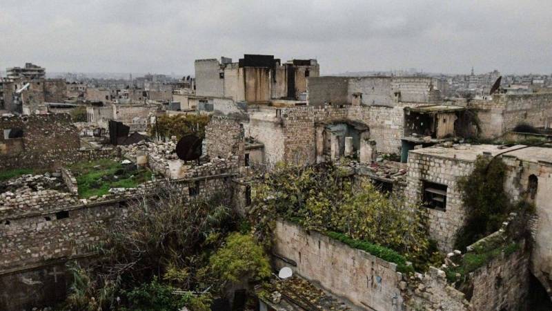 Сирийские коммунальные службы начали восстанавливать окраины Алеппо