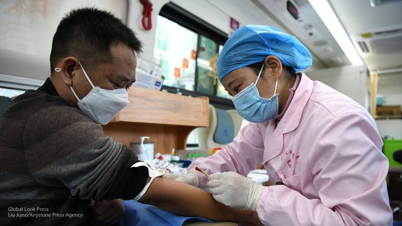 Китайские врачи рассказали, когда можно заразиться коронавирусом