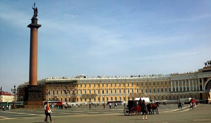 В Петербурге узаконят экскурсии по крышам