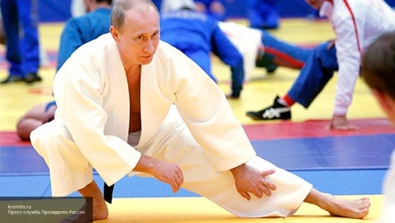 Путин прибыл на чемпионат Лиги боевого самбо в Сочи