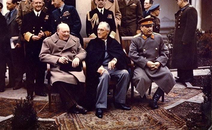 Polskie Radio: как Рузвельт и Черчилль предали поляков и капитулировали перед Сталиным
