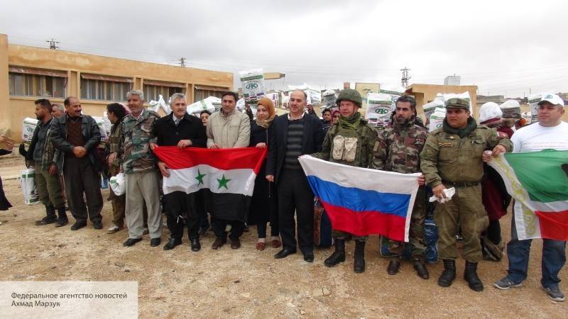 Сирийцы из освобожденного Алеппо поздравили военных РФ с Днем защитника Отечества