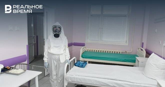 Фоторепортаж из инфекционной больницы в Казани, куда доставили больных с коронавирусом