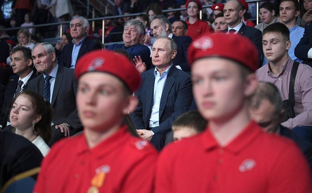 Путин приехал на чемпионат по боевому самбо