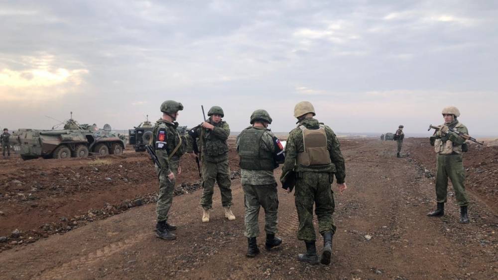 Кремль отметил постоянный контакт военных РФ и Турции в Сирии