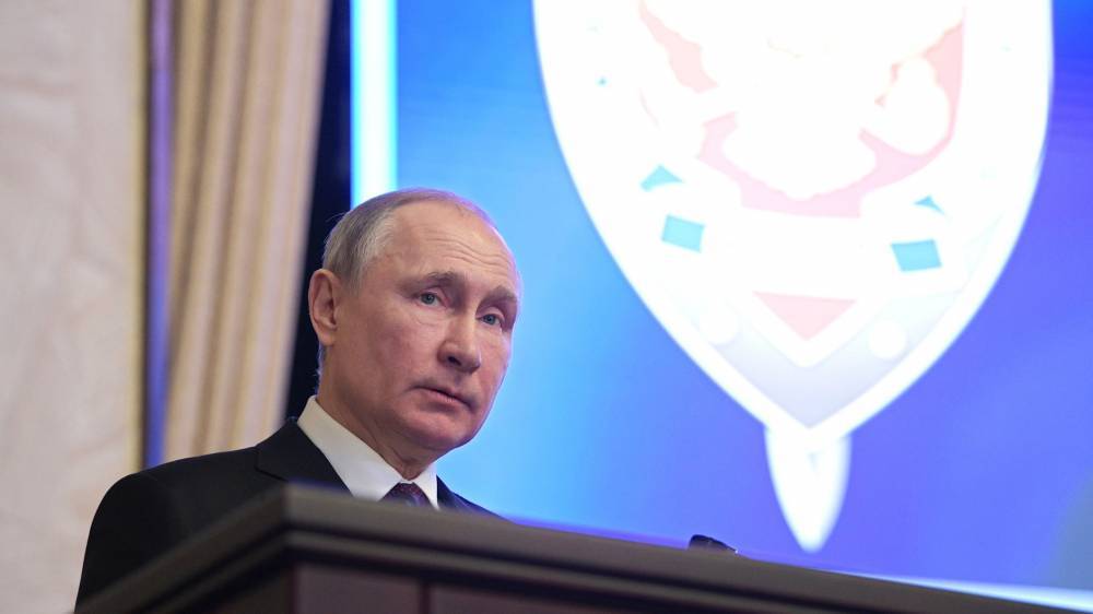 Путин рассказал о модернизации оружия и техники в России