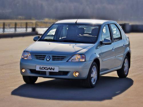Выбор семьянина-селянина: Renault Logan со «вторички» за 200 тыс. рублей – для тех, кто умеет считать деньги