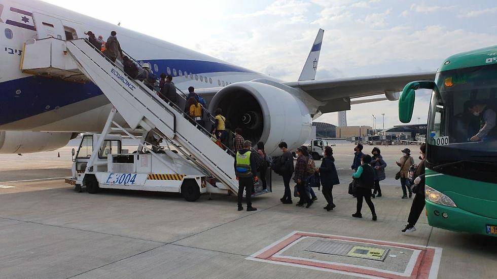 Коронавирус в Израиле: в аэропорту Бен-Гурион началась эвакуация туристов