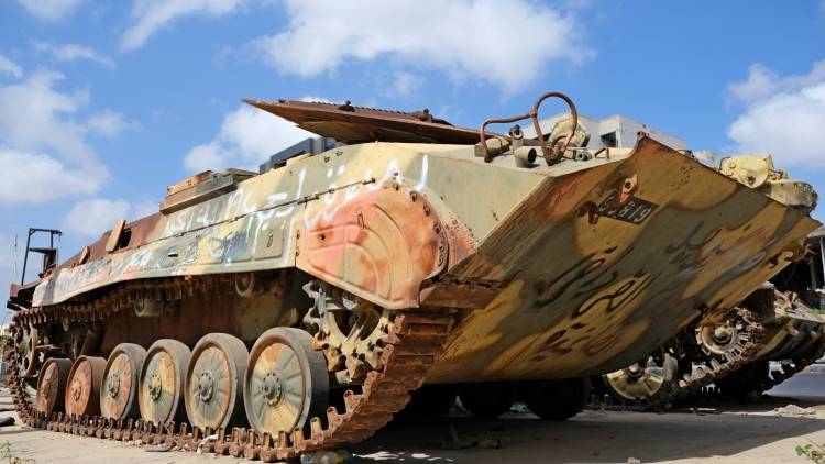 ПНС Ливии применяет тяжелую артиллерию при обстрелах жилых кварталов в Триполи