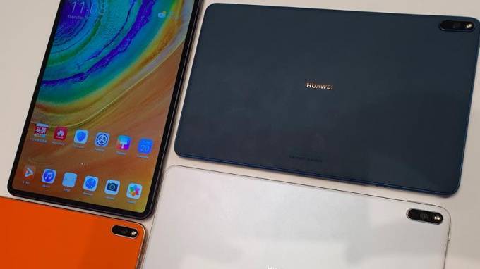 Huawei представила планшет MatePad Pro с беспроводной зарядкой
