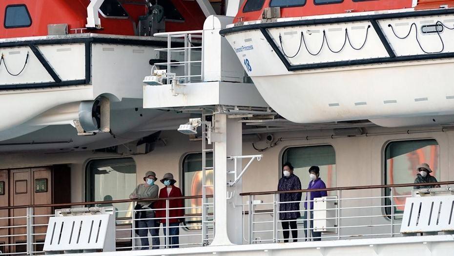 Граждане Украины отказались эвакуироваться с лайнера Diamond Princess