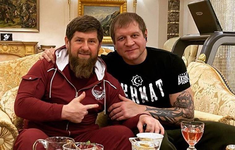 Рамзан Кадыров провёл поединок с бойцом ММА Александром Емельяненко