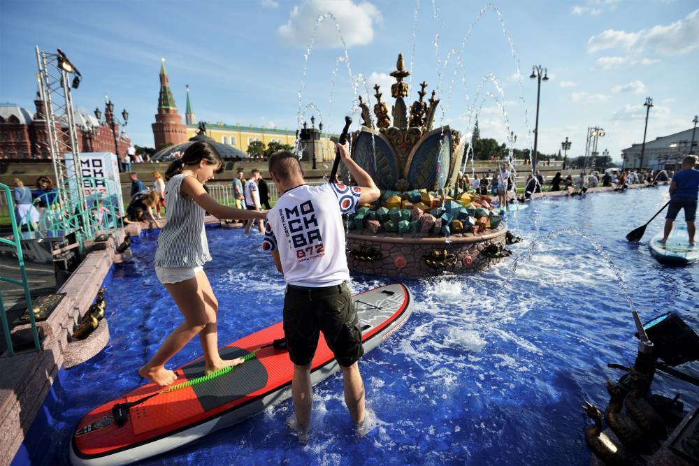 Власти Москвы утвердили программу уличных фестивалей на полгода