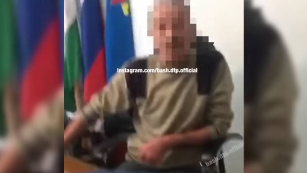 Башкирский чиновник объяснил, почему обматерил жителя деревни