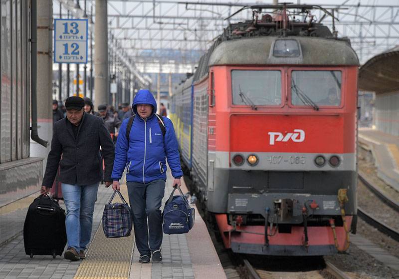 Пассажиров поезда "Киев-Москва" отпустили из карантина