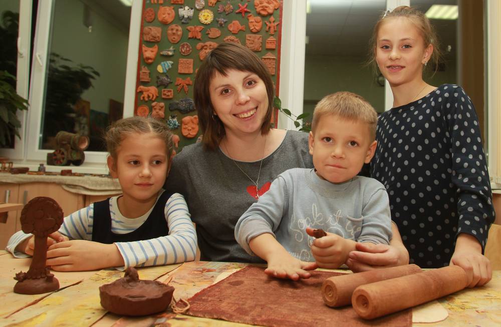 Количество московских семей с пятью и более детьми увеличилось до 7,5 тысячи