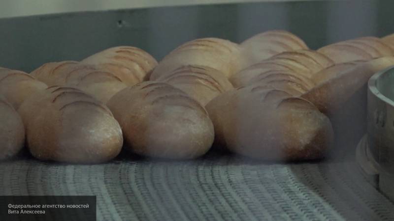 Жительница Подольска приобрела в магазине хлеб с куском железа внутри