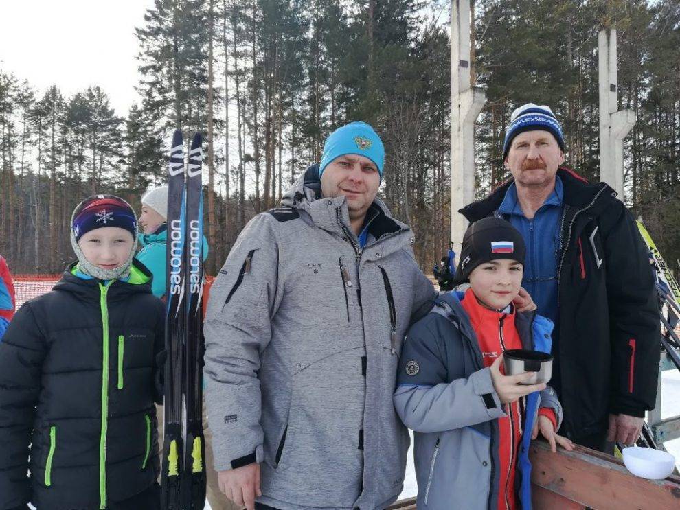 Школьники Глазова стали финалистами республиканских соревнований по лыжным гонкам