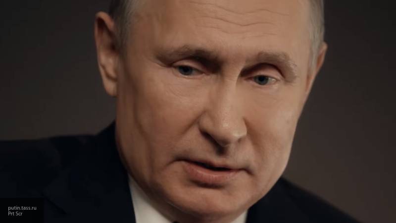 Путин призвал МВД РФ избавиться от преступников в своих рядах