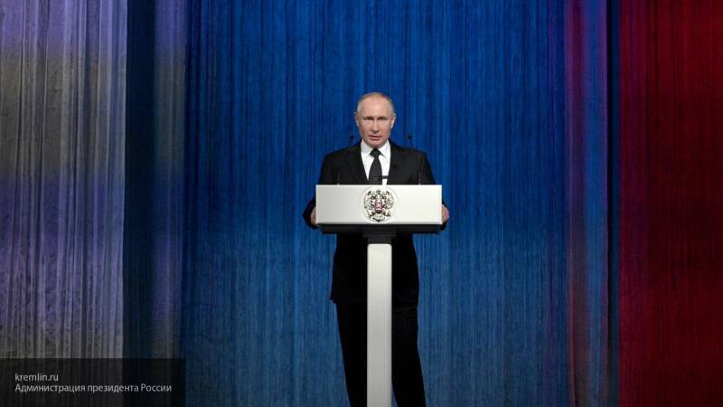 Путин поручил МВД и Роскомнадзору закрыть доступ к сайтам, пропагандирующим наркотики