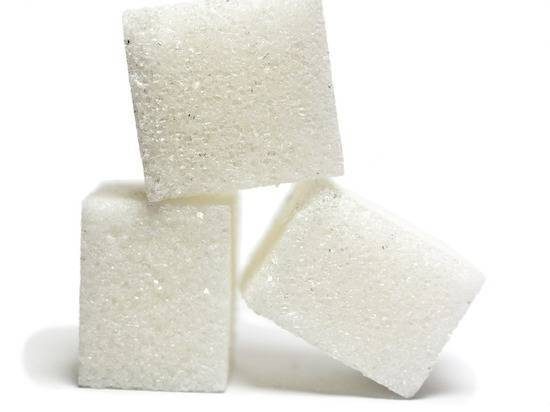 Аналитик объяснил закрытие крупных бакалейных заводов: запасаться ли сахаром