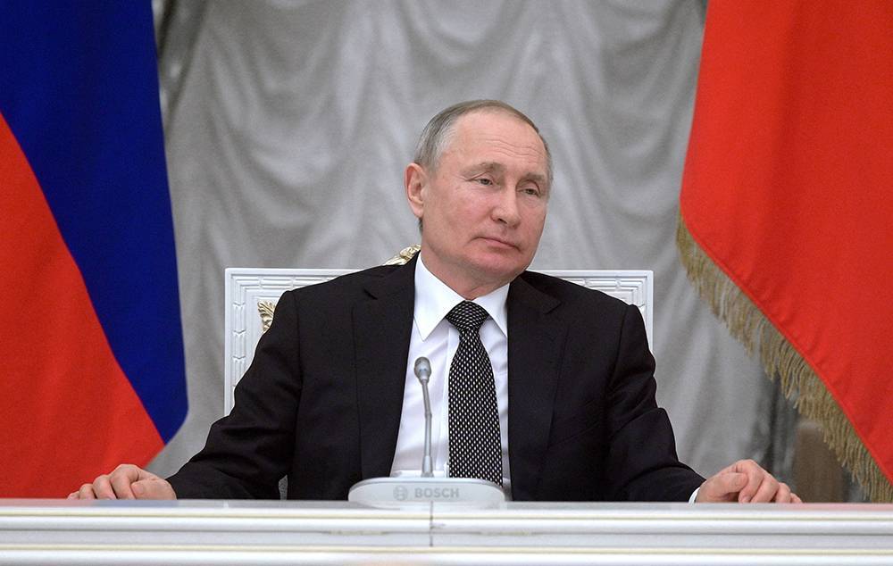 Путин поддержал проведение голосования по поправкам в Конституцию 22 апреля