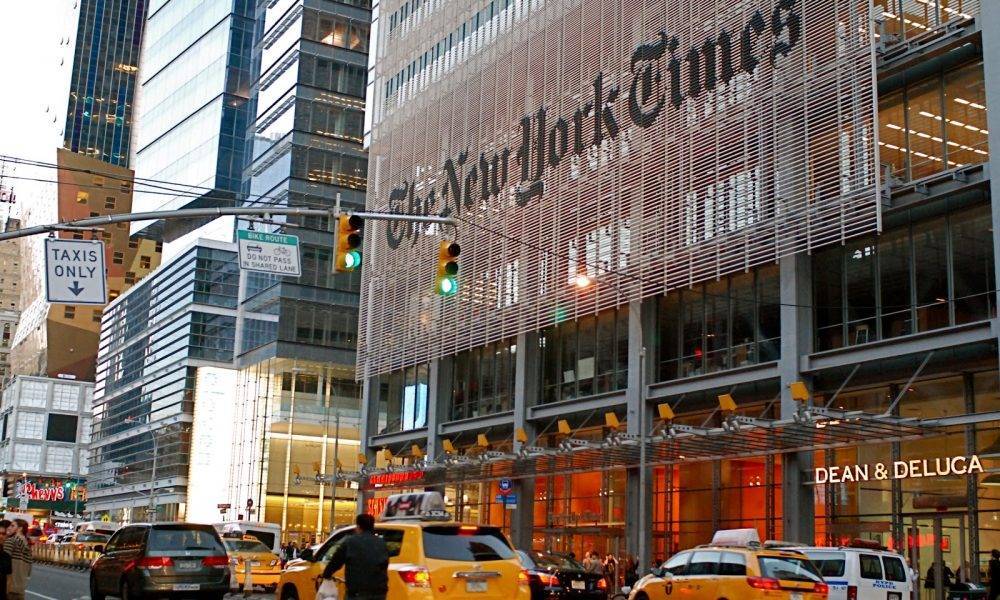 Предвыборный штаб Трампа подал в суд на The New York Times за клевету из-за «обвинения в сговоре с Россией»