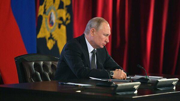 Путин призвал не воспринимать предпринимателей как жуликов