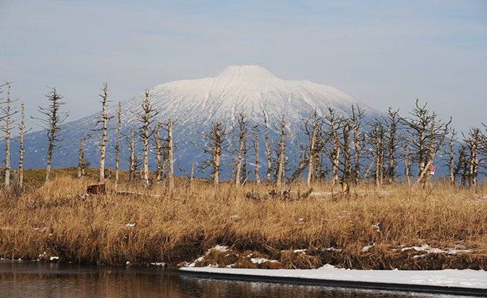 Санкэй симбун (Япония): да, поехали на вулкан Тятя на Кунашире