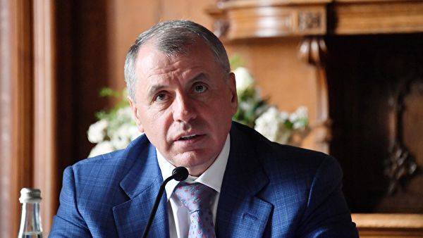 Глава крымского парламента назвал американские санкции аморальными