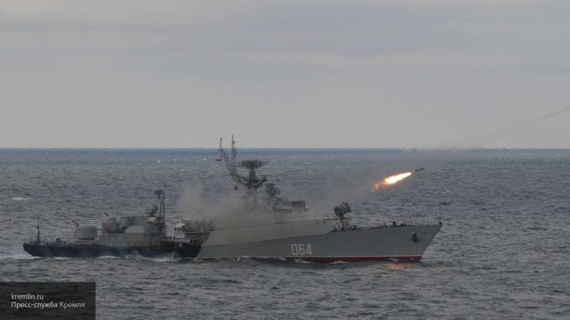 Командующий ВМС Украины пожаловался на перевооружение российского флота