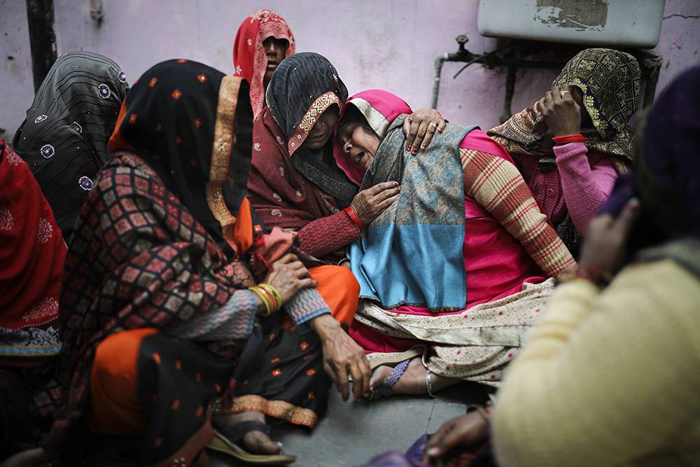 В Нью-Дели во время массовых беспорядков погибли больше 30 человек
