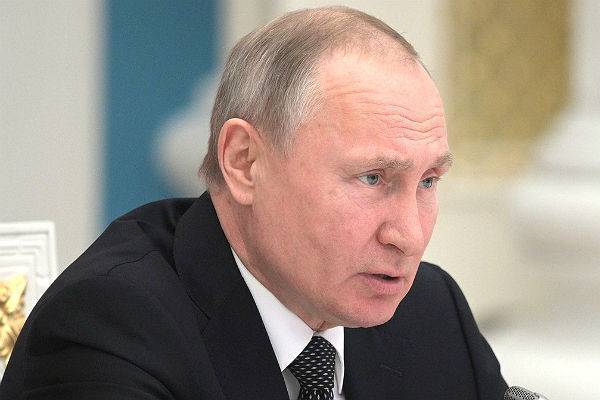 «Хватать и не пущать». Путин рассказал, как предотвратить «утечку мозгов»