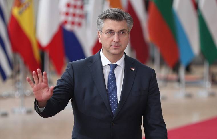 Премьер Хорватии просит граждан не устраивать панику из-за коронавируса