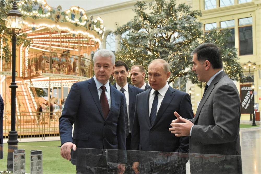 Владимир Путин и Сергей Собянин открыли крупнейший в Европе крытый парк развлечений